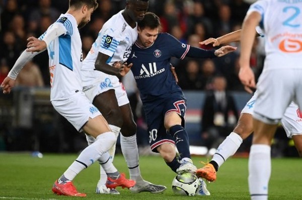 激烈的对