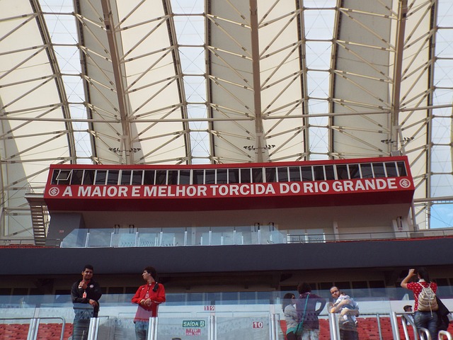 米兰补强后防线时出现新名字：萨索洛的杰伊·伊德泽斯