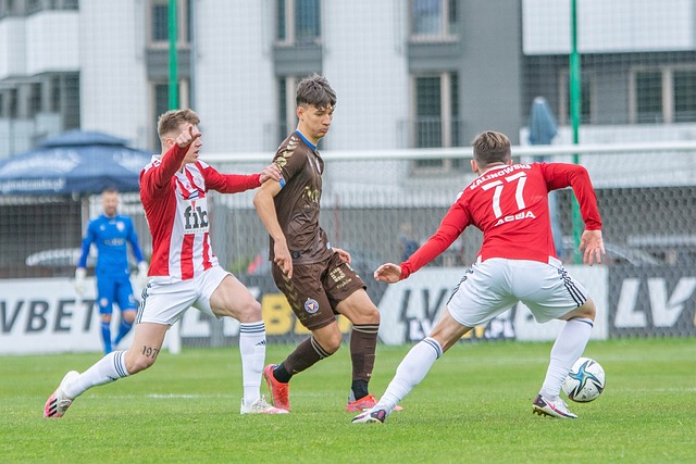 球迷们翘首 球迷们翘首